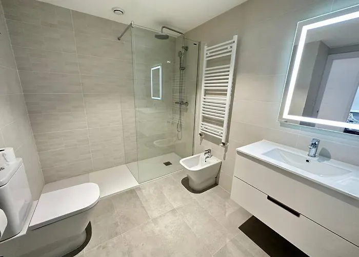 Jacinto Benavente 15, 6a Con Parking Gratis By Ybh * Vigo